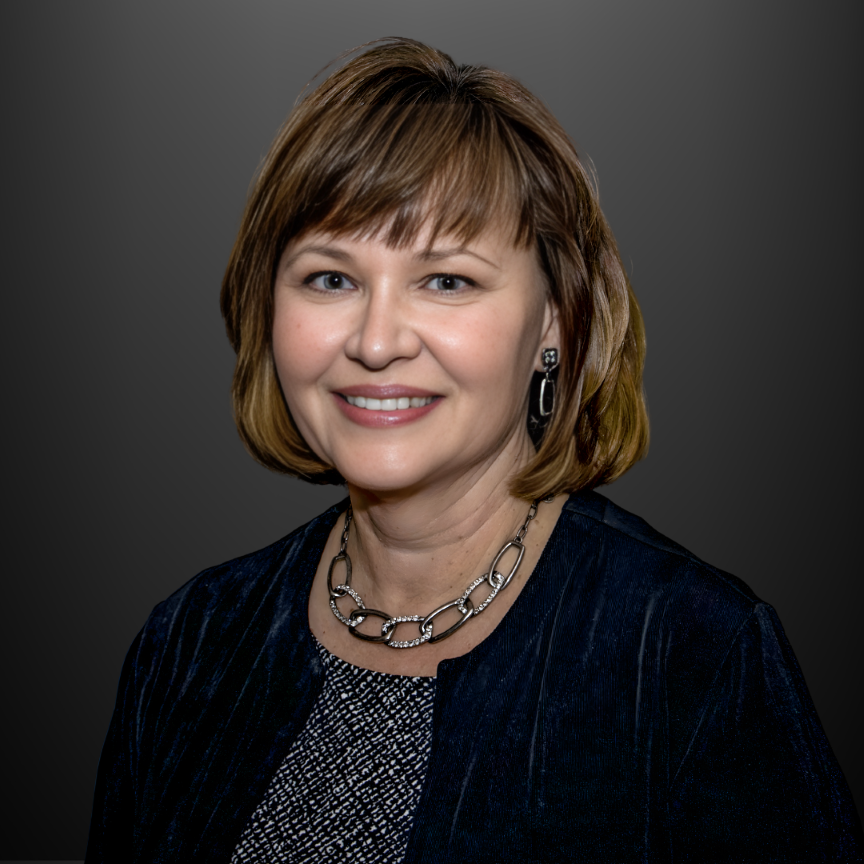 Deb Alabran Headshot Dec 25-1