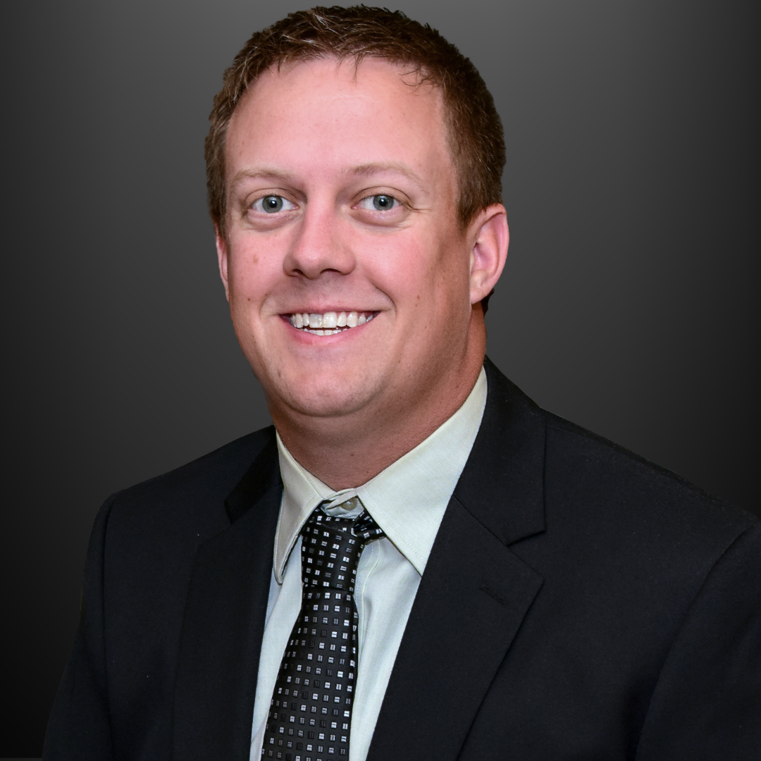 Garet Weston Headshot Dec 25 (2)